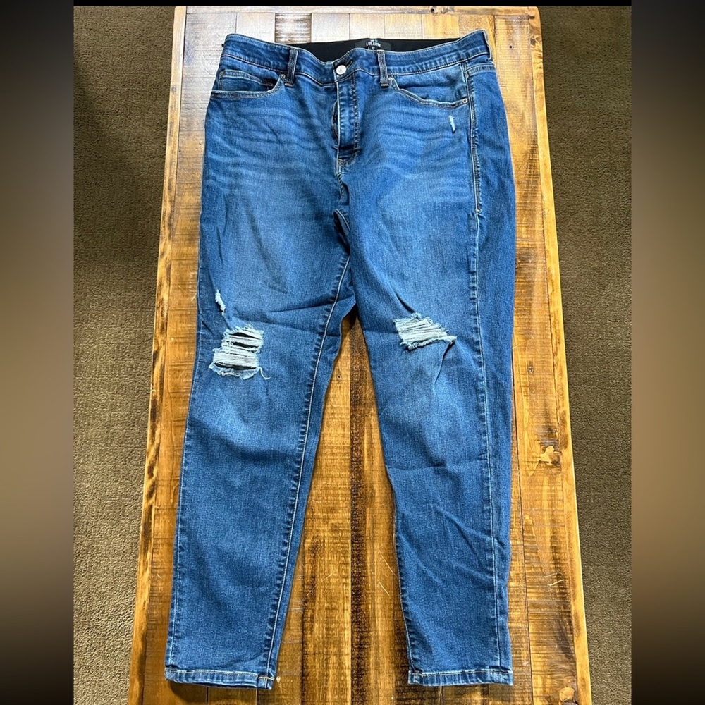 LuLaRoe Distressed Jeans